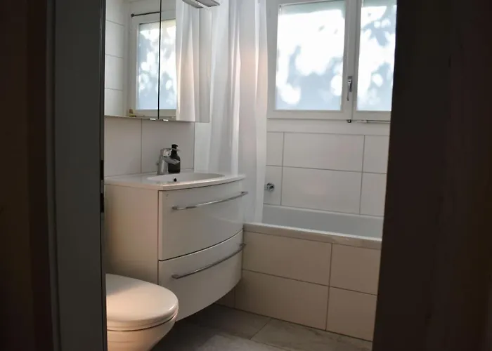 Hillcrest Lakeview Close To Interlaken Apartman Spiez